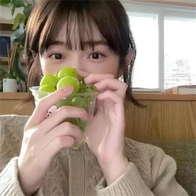 探讨女性婚姻《麦秋》原节子经典之作：大家族中大龄未婚女儿的婚嫁风波，细水长流的家庭剧