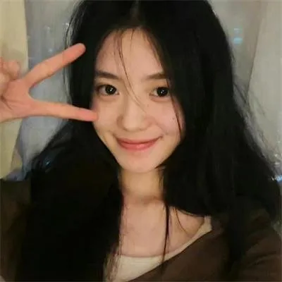 【大女主逆袭】《安娜》裴秀智演技爆发：靠撒谎偷走财阀千金的人生，假名媛的刺激逆袭史